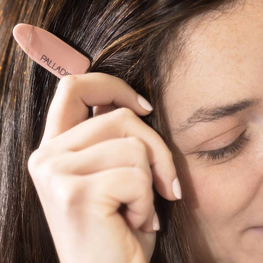 CREASELESS HAIR CLIPS