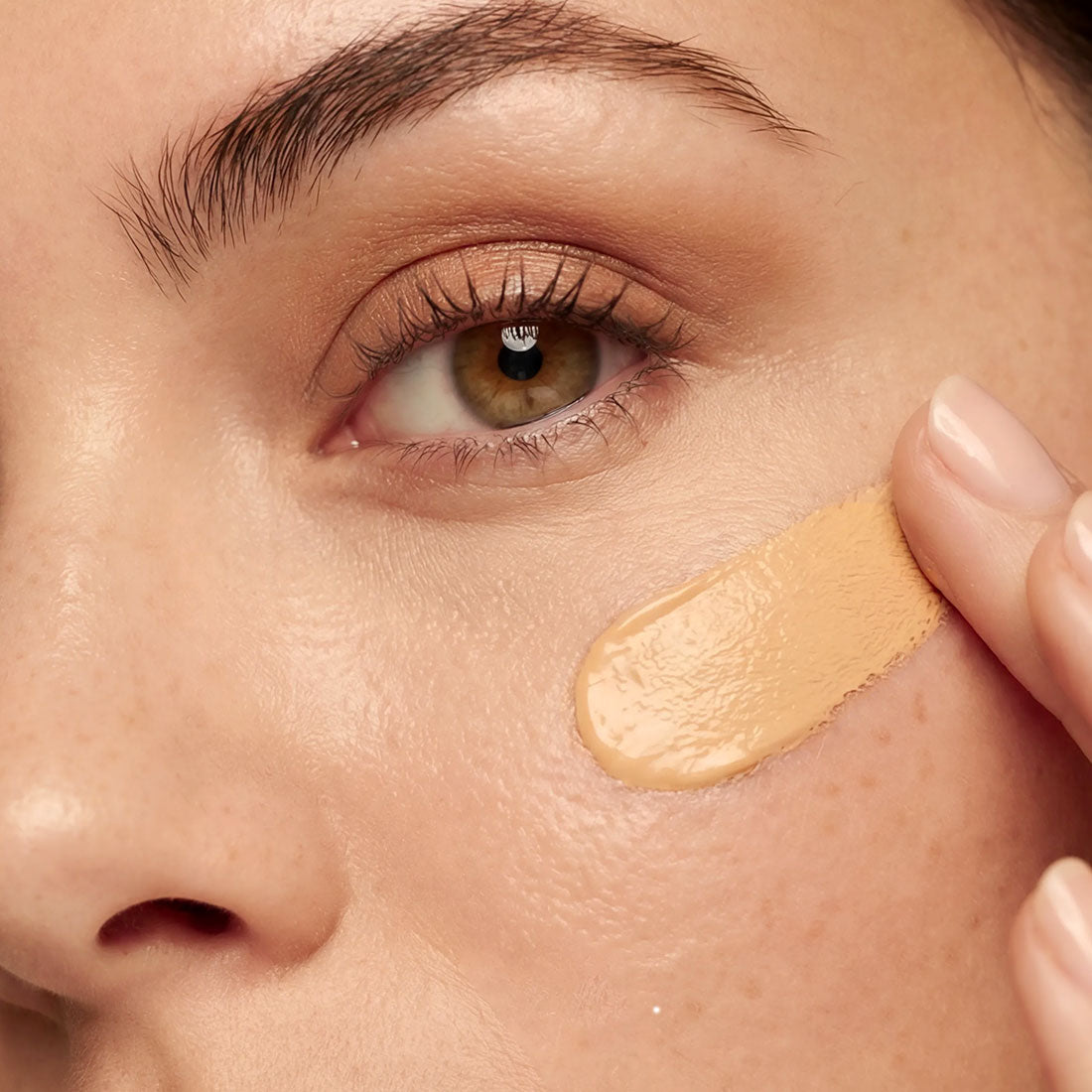 FULL-COVERAGE CONCEALER