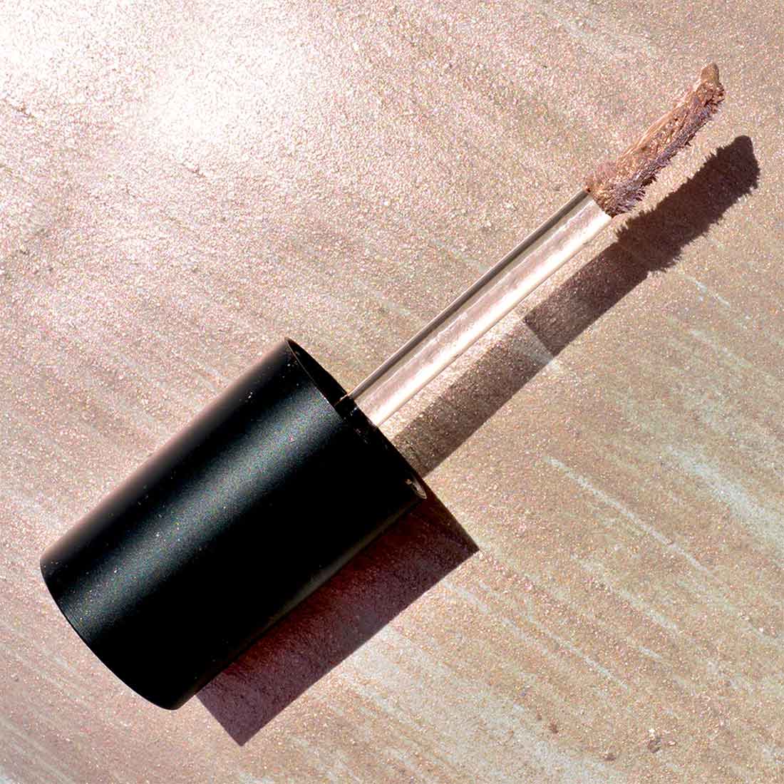 LIQUID EYESHADOW